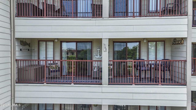 40 Folly Field Rd Unit 340, Hilton Head Island, SC 29928 - view of wooden deck