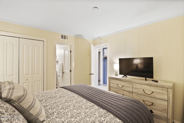 40 Folly Field Rd Unit 340, Hilton Head Island, SC 29928 - bedroom featuring a closet