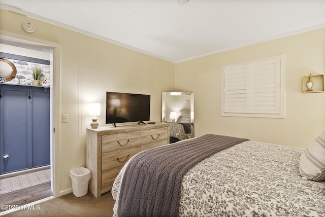 40 Folly Field Rd Unit 340, Hilton Head Island, SC 29928 - bedroom with crown molding