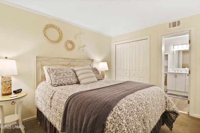 40 Folly Field Rd Unit 340, Hilton Head Island, SC 29928 - carpeted bedroom featuring a closet and connected bathroom