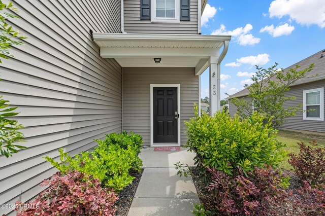 23 Toxaway Ln, Beaufort, SC 29906 - property entrance featuring a porch