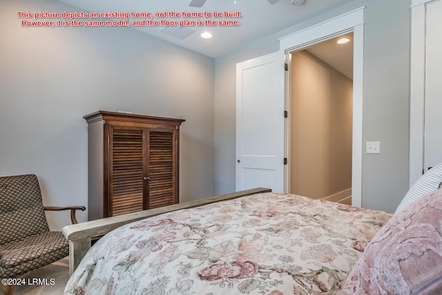 bedroom featuring ceiling fan