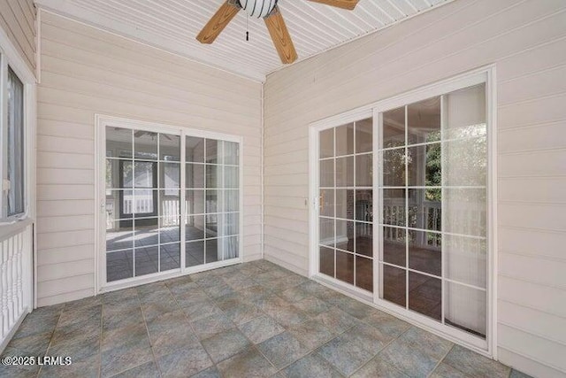 1 Wateree Ct, Beaufort, SC 29902 - unfurnished sunroom with a ceiling fan