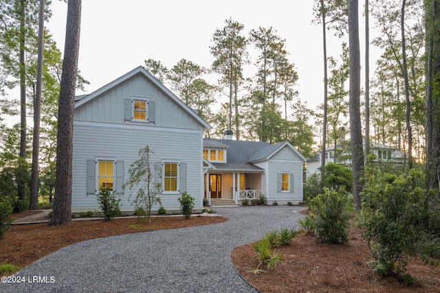 view of front of home featuring covered porch