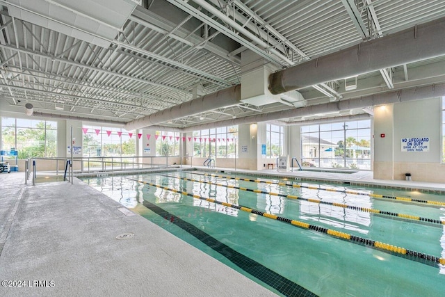 view of swimming pool