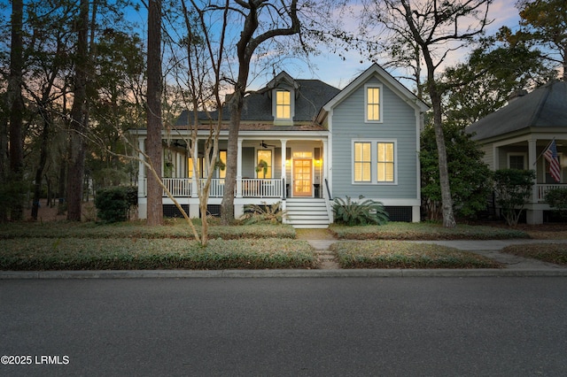 view of front of home featuring a porch