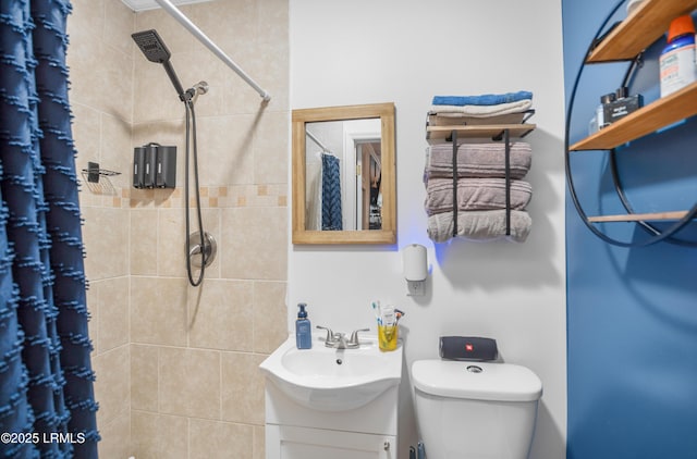 1508 London Ave, Port Royal, SC 29935 - full bathroom featuring vanity and tiled shower