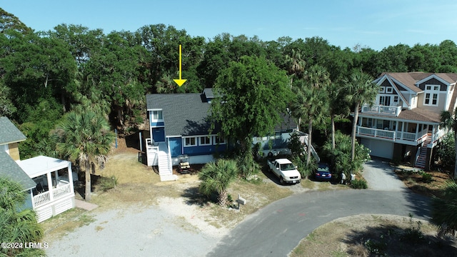 aerial view of property and surrounding area