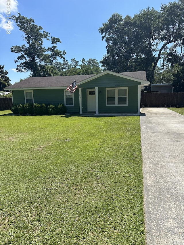 14007 Kader St, Beaufort, SC 29906 - ranch-style house with driveway