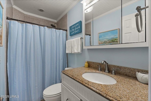 full bathroom featuring curtained shower, vanity, toilet, and crown molding