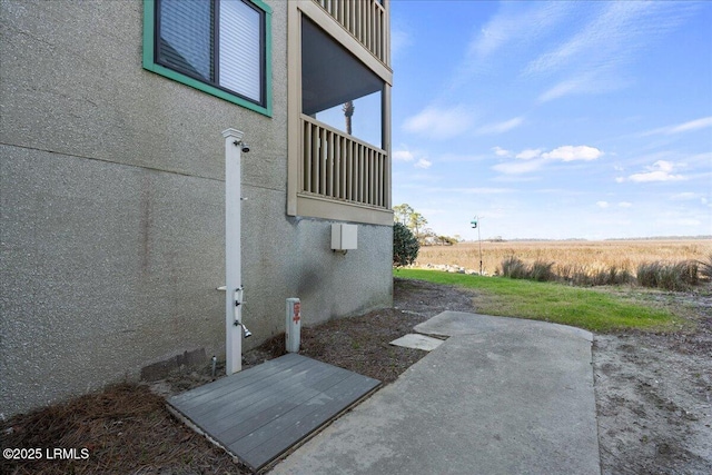 details with stucco siding