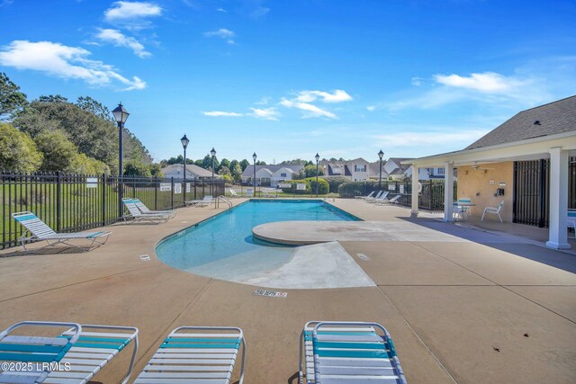1 Broadland Cir, Bluffton, SC 29910 - community pool with a patio area and a residential view