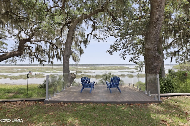 1413 Pigeon Point Rd, Beaufort, SC 29902 - view of yard featuring a water view