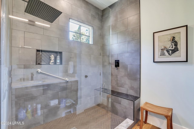 bathroom featuring tiled shower