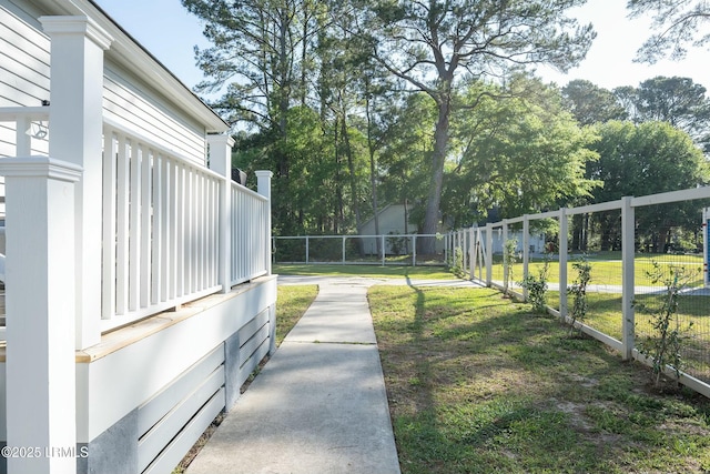 277 Pleasant Point Dr, Beaufort, SC 29907 - view of yard