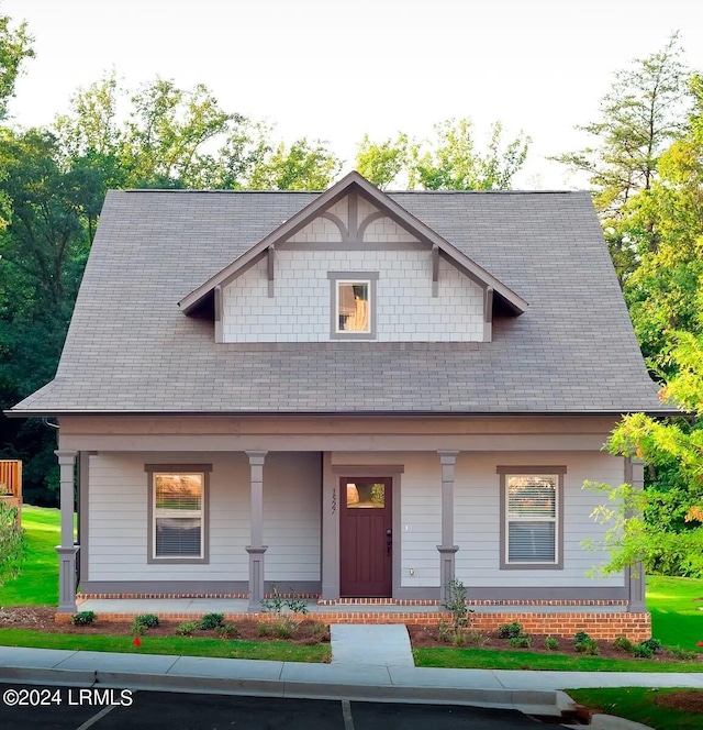 view of front facade with a porch