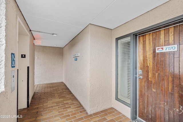 13 Harbourside Ln Unit 7170, Hilton Head Island, SC 29928 - entrance to property with stucco siding