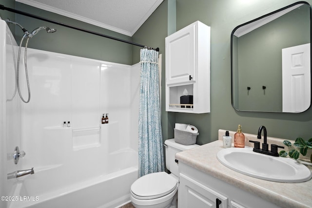 3 Stono Ct, Beaufort, SC 29902 - full bath with ornamental molding, shower / tub combo with curtain, toilet, a textured ceiling, and vanity