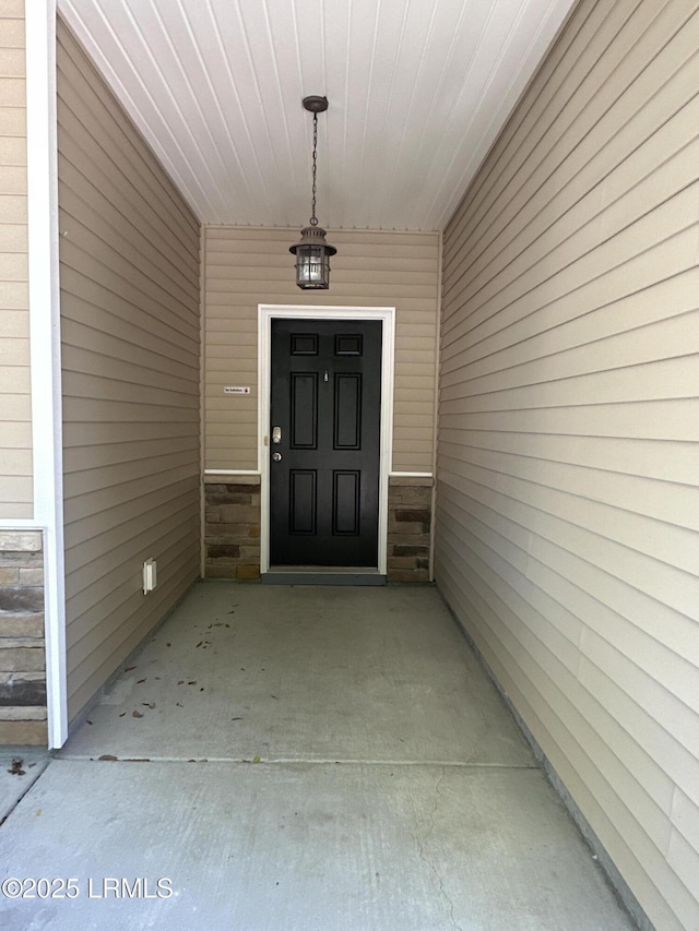 3 Enoree Way, Beaufort, SC 29906 - view of exterior entry featuring stone siding