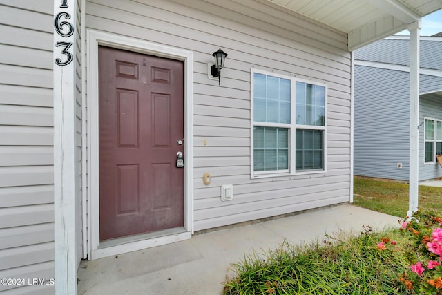 view of entrance to property