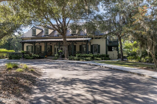 view of front of home featuring covered porch