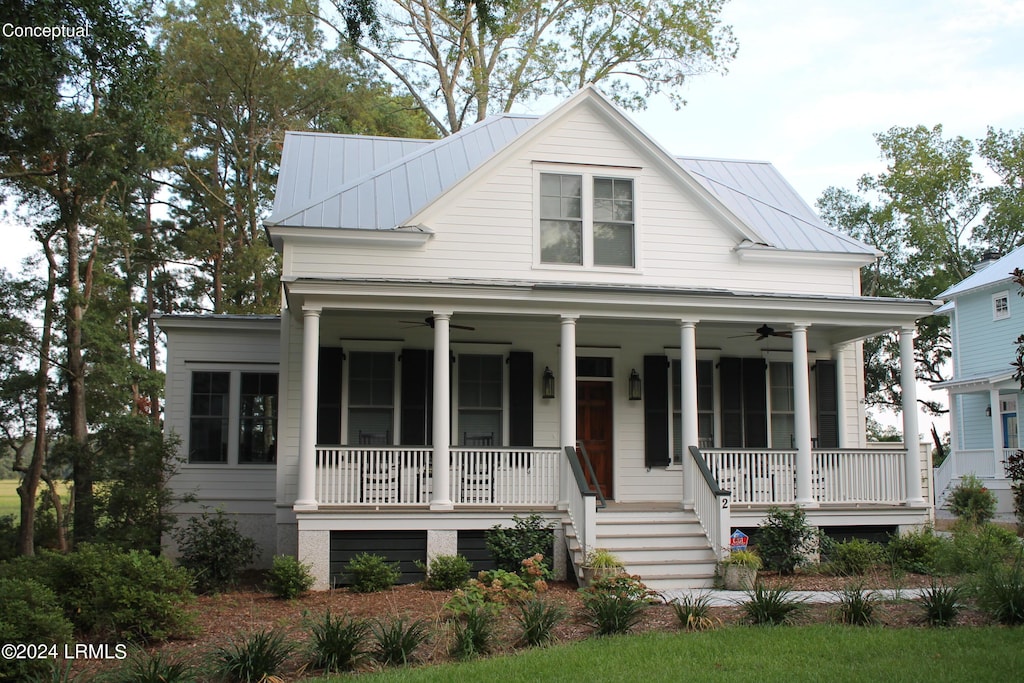 view of front of house with ceiling fan and covered porch