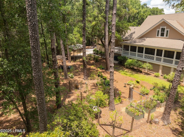 10 Old Barn Rd, Beaufort, SC 29907 - view of yard with a sunroom and a garden