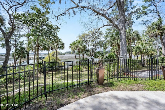8 Wild Magnolia Ln, Okatie, SC 29909 - view of yard featuring fence