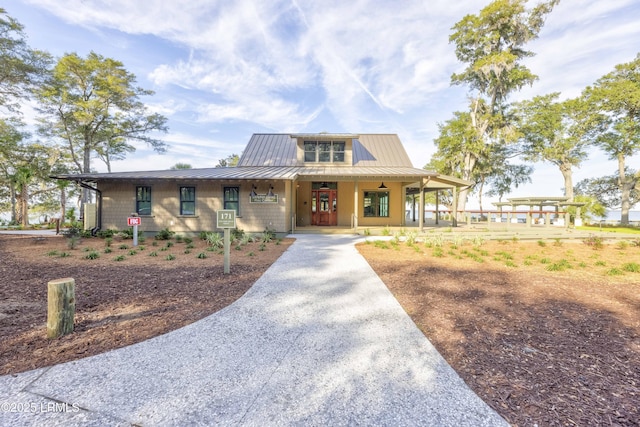 view of front of house