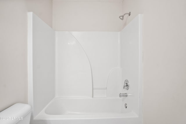 506 Cypress Cv, Bluffton, SC 29910 - bathroom with toilet and shower / washtub combination