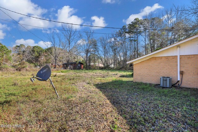 144 Middlefield Cir, Seabrook, SC 29940 - view of yard with central AC