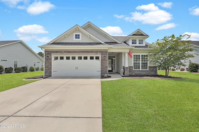 craftsman-style house with a front yard