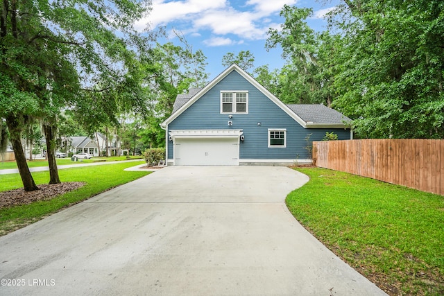 28 Laughing Gull Dr, Beaufort, SC 29907 - traditional-style home featuring driveway and a garage