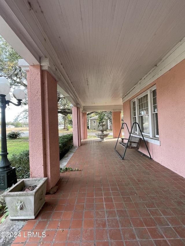 901 7th St W, Fairfax, SC 29827 - view of patio featuring covered porch
