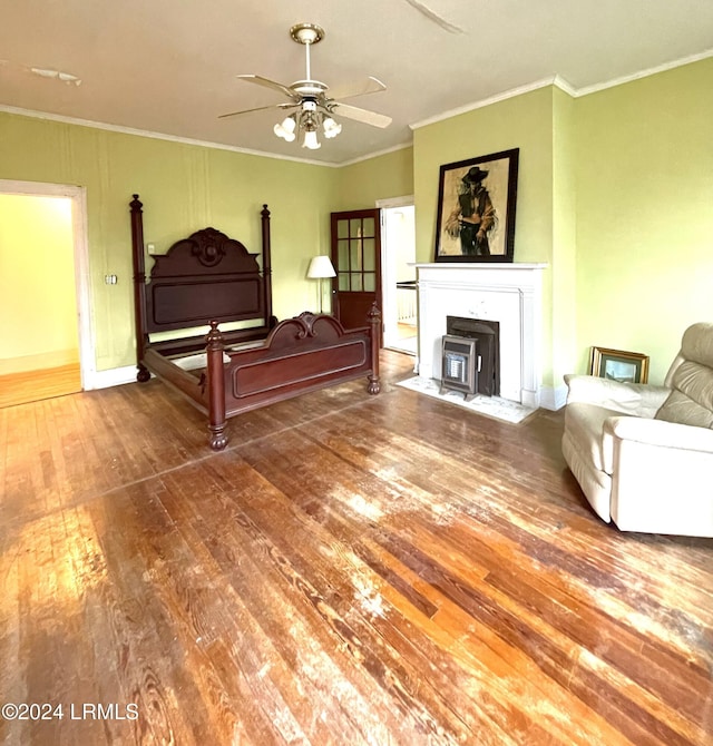 901 7th St W, Fairfax, SC 29827 - bedroom featuring crown molding, hardwood / wood-style floors, and ceiling fan