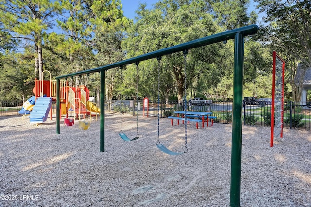 52 Lake Linden Ln Unit 52, Bluffton, SC 29910 - view of communal playground