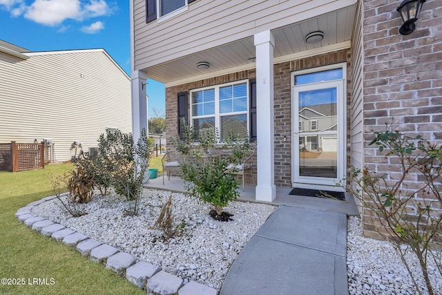 property entrance with a porch