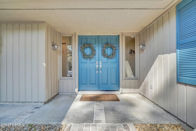 view of entrance to property