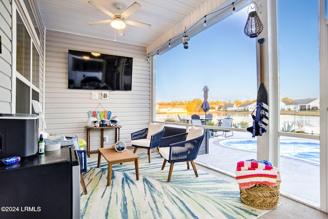 view of patio with ceiling fan