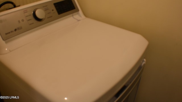 539 Candida Dr, Beaufort, SC 29906 - room details with washer / dryer