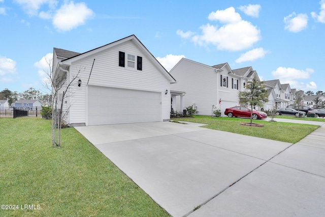 view of front facade with a front yard