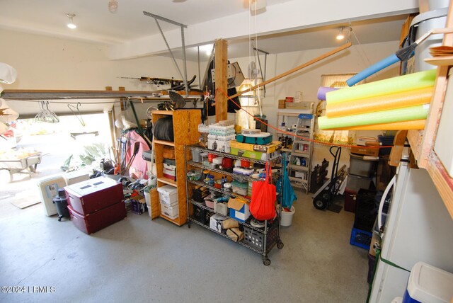 7 Flycatcher Ln, Beaufort, SC 29907 - view of garage