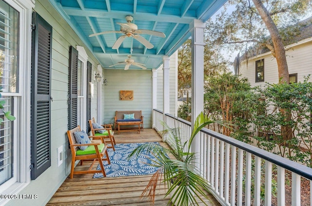 balcony featuring a ceiling fan