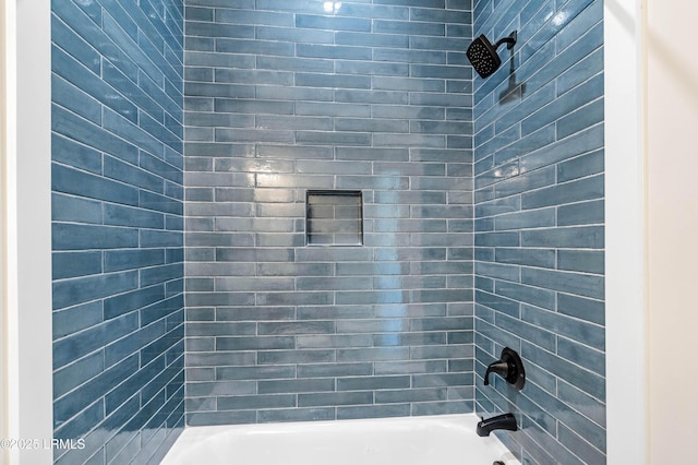 full bath featuring washtub / shower combination