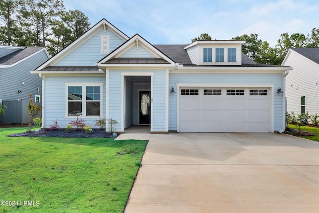 view of front of house with a front yard