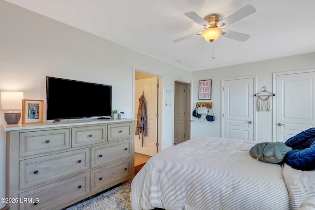 bedroom featuring ceiling fan