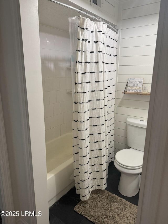 80 Paddle Boat Ln Unit 806, Hilton Head Island, SC 29928 - bathroom with shower / bath combo and tile patterned floors