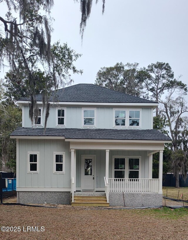 view of front of house featuring a porch