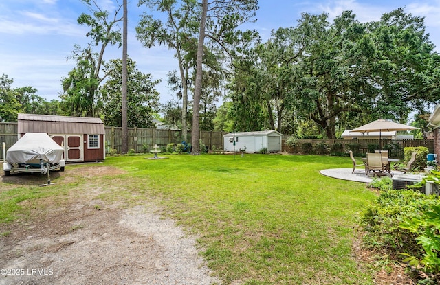 906 Belleview Cir E, Beaufort, SC 29902 - view of yard featuring a patio