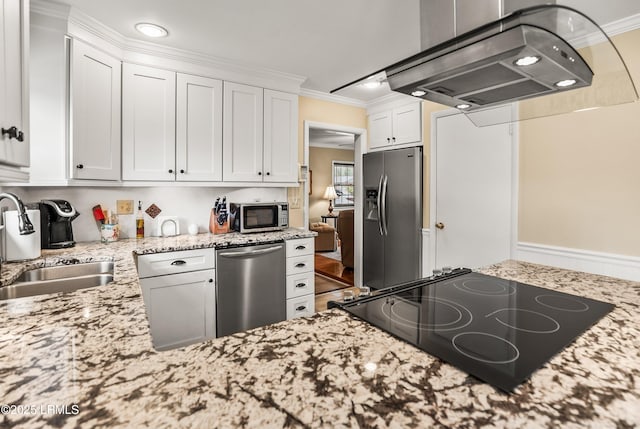906 Belleview Cir E, Beaufort, SC 29902 - kitchen with appliances with stainless steel finishes, island exhaust hood, a sink, ornamental molding, and white cabinets